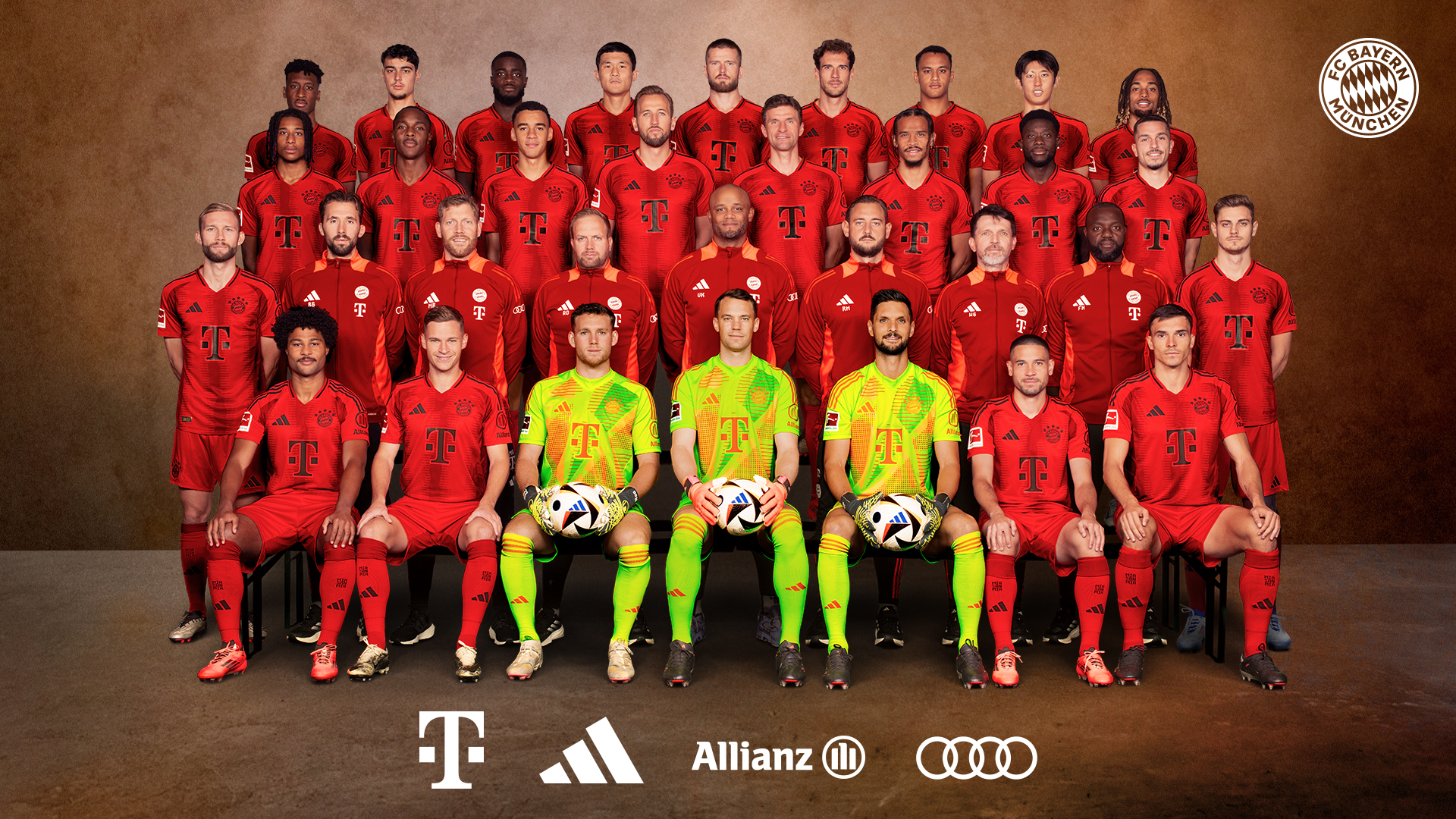 fcbayern-teamfoto-2024-25